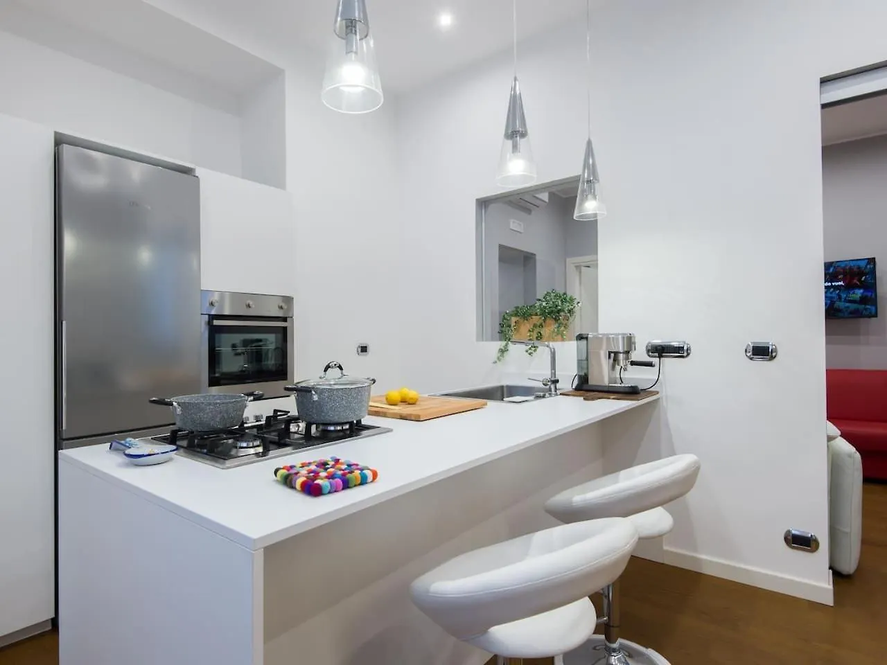 White House In Rome Apartment