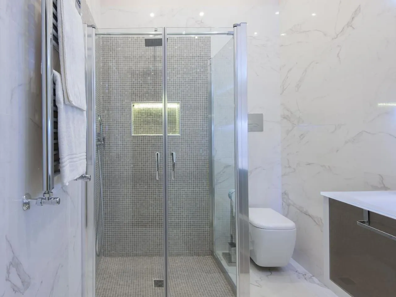 Apartamento White House In Roma 0*,  Italia